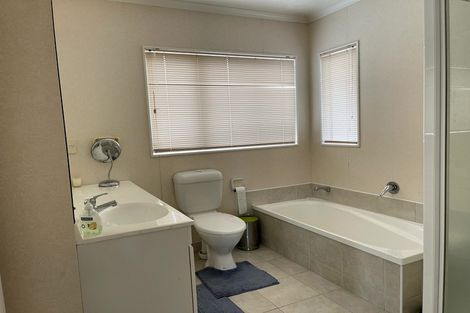 Photo of property in 54a Santa Ana Drive, Dannemora, Auckland, 2016
