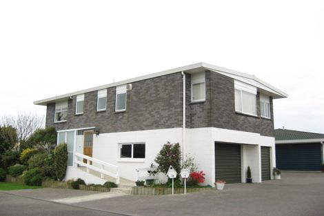 Photo of property in 1/13 Chatswood Grove, Fitzroy, New Plymouth, 4312