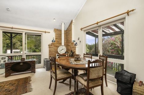 Photo of property in 15 Wyvern Place, Glenfield, Auckland, 0629
