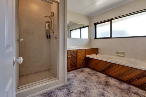 Photo of property in 70 Baylys Coast Road, Dargaville, 0377