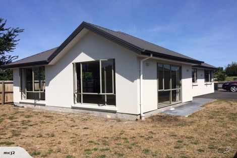 Photo of property in 218 Wainoni Road, Avondale, Christchurch, 8061
