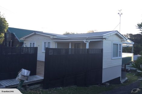 Photo of property in 7a Cedar Terrace, Stanmore Bay, Whangaparaoa, 0932