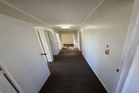 Photo of property in 27b Sutton Crescent, Papakura, 2110