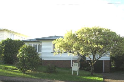 Photo of property in 16 Woodford Avenue, Henderson, Auckland, 0610