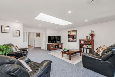 Photo of property in 16 Globe Bay Drive, Templeton, Christchurch, 8042