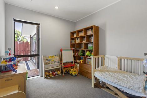 Photo of property in 2/17 Seneca Court, Golflands, Auckland, 2013