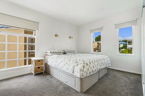 Photo of property in Grace Square, 81g Vermont Street, Ponsonby, Auckland, 1011