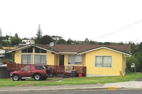 Photo of property in 53 Fordham Street, Beach Haven, Auckland, 0626