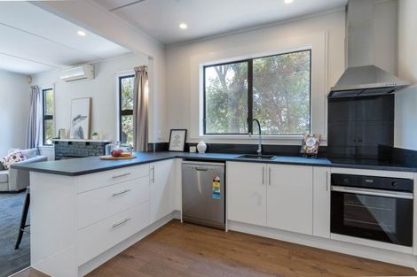 Photo of property in 31 Matipo Street, Tokomaru, Palmerston North, 4474