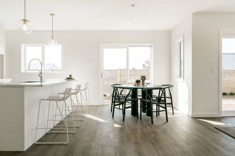 Photo of property in 11c Western Avenue, Omokoroa, 3114