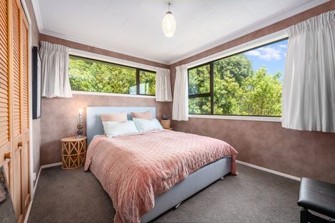 Photo of property in 4 Kahu Road, Paremata, Porirua, 5024