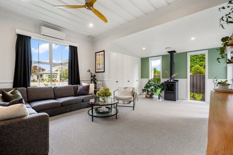 Photo of property in 13 Auckland Road, Greenmeadows, Napier, 4112