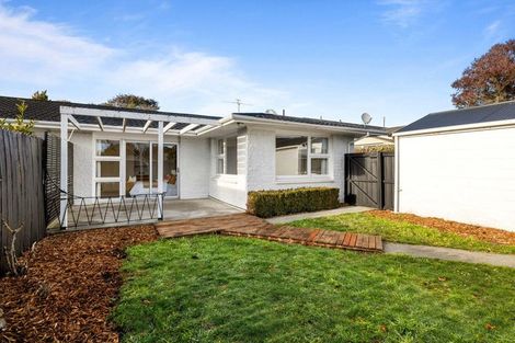 Photo of property in 2/4 Molesworth Place, Somerfield, Christchurch, 8024