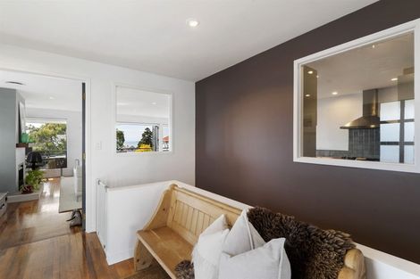 Photo of property in 190 Hurstmere Road, Takapuna, Auckland, 0622