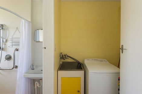 Photo of property in 4/225 Edgeware Road, Edgeware, Christchurch, 8013