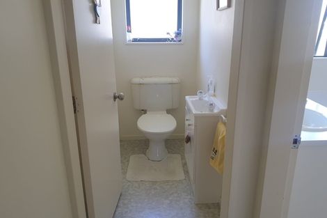 Photo of property in 104 Cortina Avenue, Johnsonville, Wellington, 6037