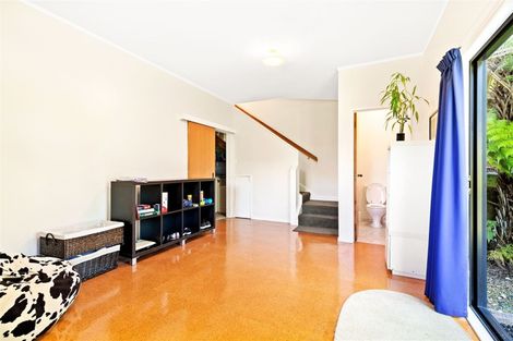 Photo of property in 43c Taioma Crescent, Te Atatu Peninsula, Auckland, 0610