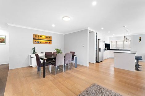 Photo of property in 23 Kahika Grove, Huapai, Kumeu, 0810