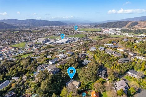 Photo of property in 67 Chatsworth Road, Silverstream, Upper Hutt, 5019