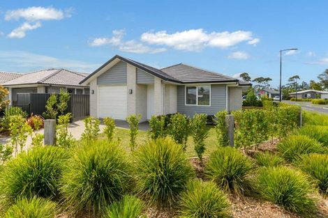 Photo of property in 4 Pioneer Crescent, Omokoroa, 3114