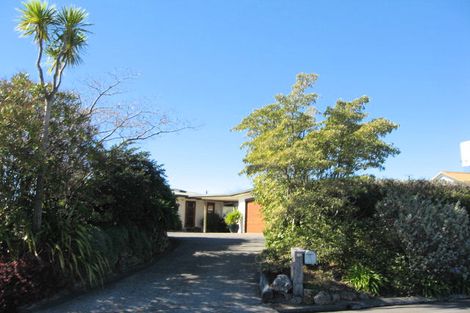 Photo of property in 35 Hikanui Drive, Havelock North, 4130