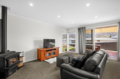 Photo of property in 15 Houlahan Street, Clyde, 9330