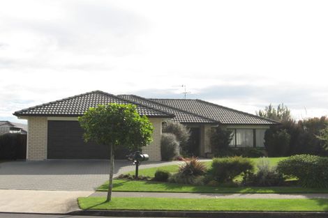 Photo of property in 45 Glenross Drive, Wattle Downs, Auckland, 2103