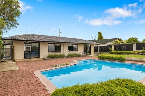 Photo of property in 15 Carter Drive, Pomare, Rotorua, 3015