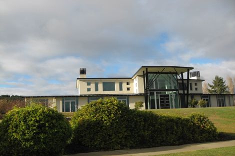 Photo of property in 35 Ridgecrest, Wanaka, 9305