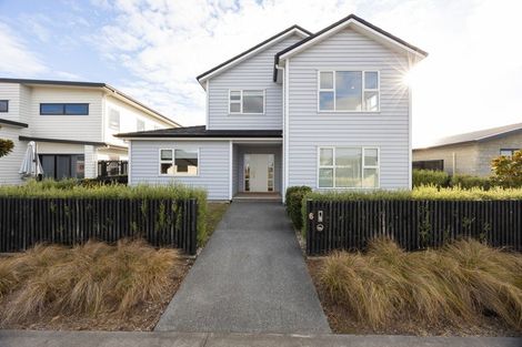 Photo of property in 8 Lavinias Way, Chartwell, Hamilton, 3210