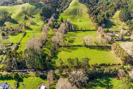 Photo of property in 33 Quinns Road, Clevedon, Papakura, 2585