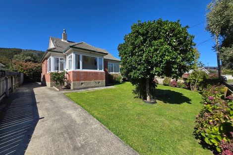 Photo of property in 4 Poole Street, Taita, Lower Hutt, 5011