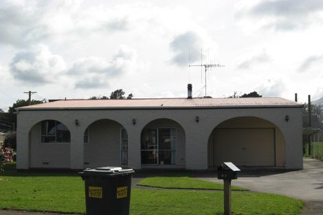 Photo of property in 32 Nikau Street, Tawhero, Whanganui, 4501