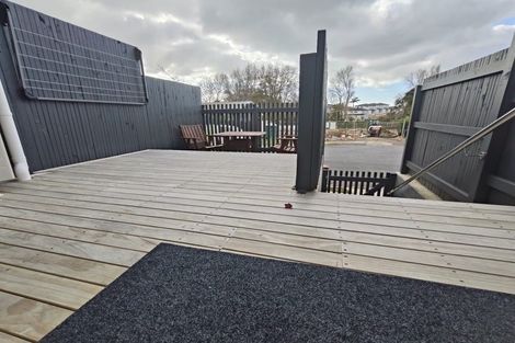 Photo of property in 3/13 Grove Lane, Pakuranga, Auckland, 2010