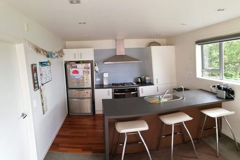 Photo of property in 4 Versailles Street, Karori, Wellington, 6012