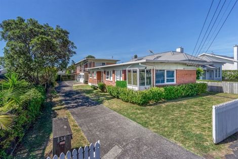 Photo of property in 3/134 Calliope Road, Stanley Point, Auckland, 0624