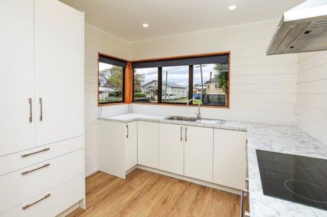 Photo of property in 14 Kiwi Avenue, Forest Lake, Hamilton, 3200