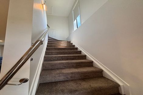 Photo of property in 8/2 Windermere Crescent, Blockhouse Bay, Auckland, 0600