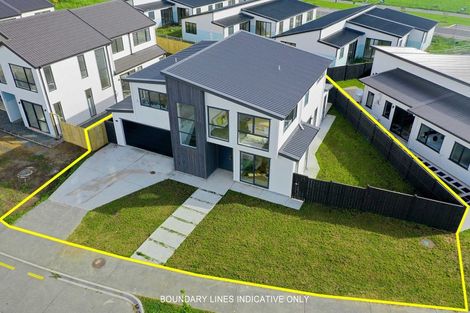 Photo of property in 9 Korowhiti Road, Clarks Beach, 2122