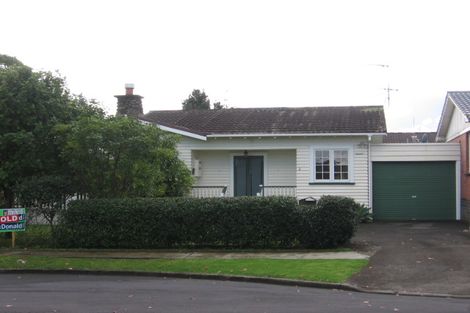 Photo of property in 1/2 Tavistock Street, Papatoetoe, Auckland, 2104