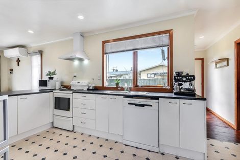 Photo of property in 3a Livingstone Avenue, Nawton, Hamilton, 3200