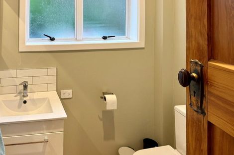 Photo of property in 249 Fifield Terrace, Opawa, Christchurch, 8023