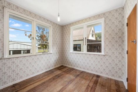 Photo of property in 43 Gillespies Road, Birchville, Upper Hutt, 5018