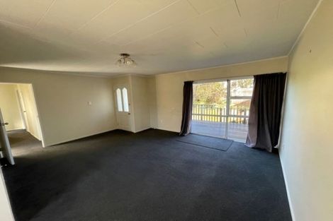 Photo of property in 2/63 Archmillen Avenue, Pakuranga Heights, Auckland, 2010