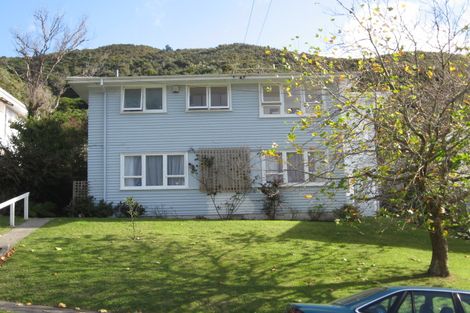 Photo of property in 9 Willcox Grove, Naenae, Lower Hutt, 5011
