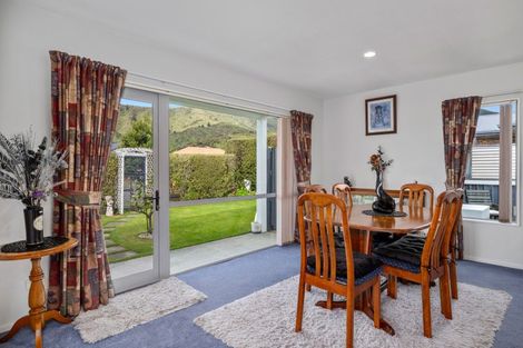 Photo of property in 26 Ranui Street, Waikawa, Picton, 7220