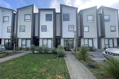 Photo of property in 5/30b Westgate Drive, Massey, Auckland, 0614