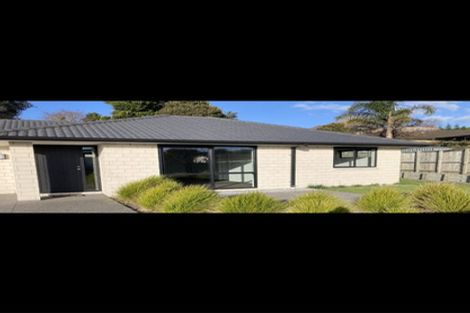 Photo of property in 7 Albatross Lane, Welcome Bay, Tauranga, 3112