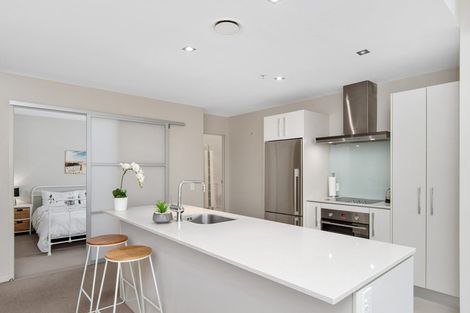 Photo of property in 4/8 Maunganui Road, Mount Maunganui, 3116