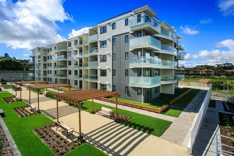 Photo of property in Apollo Apartments, 201/46 Rosedale Road, Rosedale, Auckland, 0632
